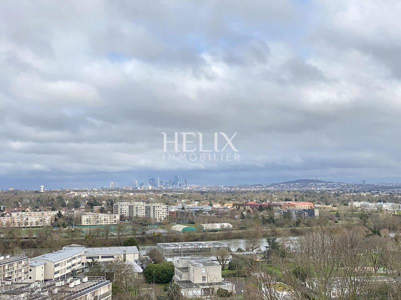 Appartement - 97 m² - 5 pièces