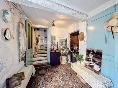 Maison de village - 250 m² - 5 pièces