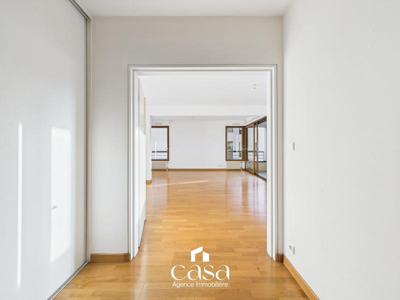 Appartement - 96 m² - 4 pièces