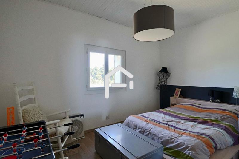 Mas - 259 m² - 8 pièces