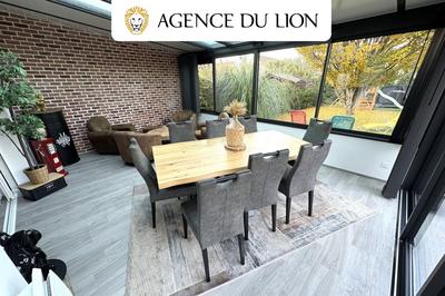 Maison - 151 m² - 8 pièces