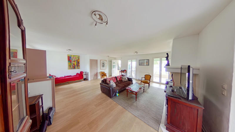 Maison - 178 m² - 7 pièces