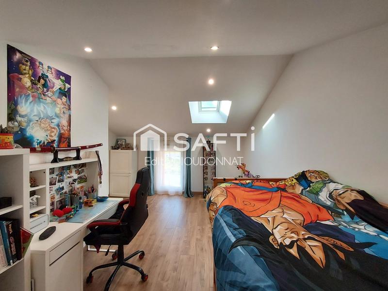 Maison - 157 m² - 6 pièces