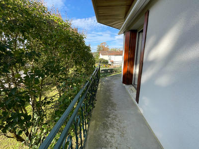 Maison - 180 m² - 7 pièces