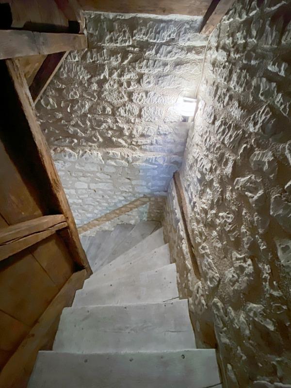 Maison - 220 m² - 7 pièces