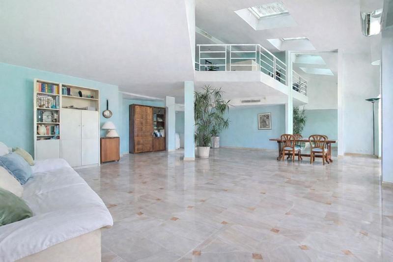 Duplex - 145 m² - 4 pièces