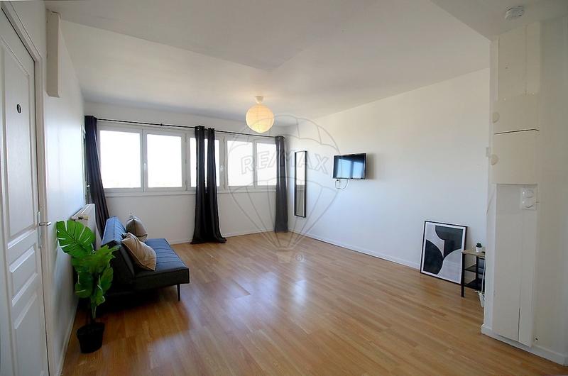 Appartement - 81 m² - 5 pièces