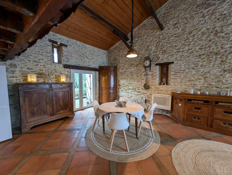 Maison - 120 m² - 2 pièces