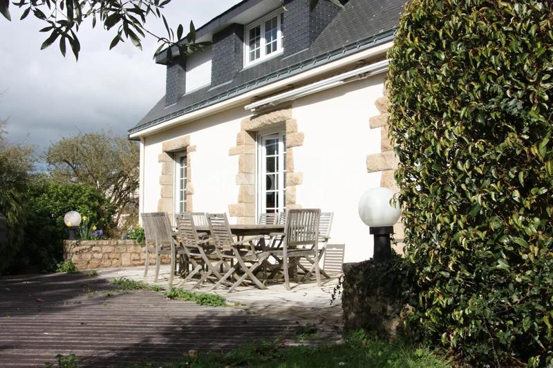 Maison - 155 m² - 8 pièces