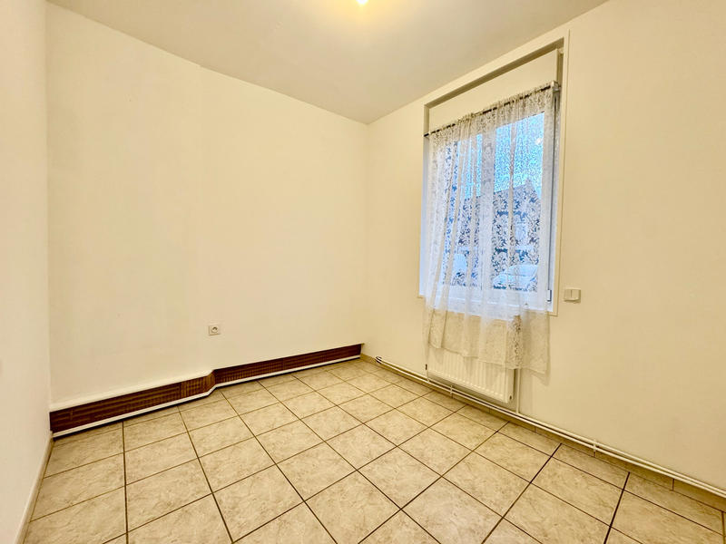 Maison - 94 m² - 6 pièces