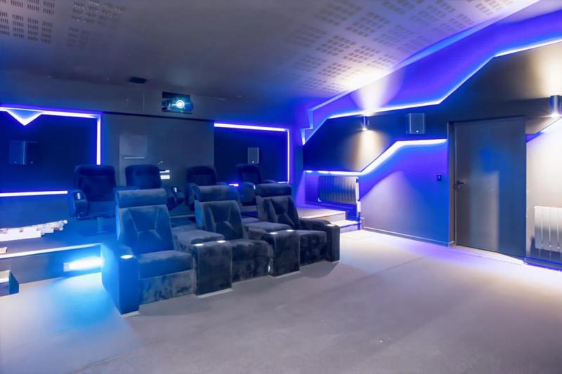 Demeure - 390 m² - 10 pièces