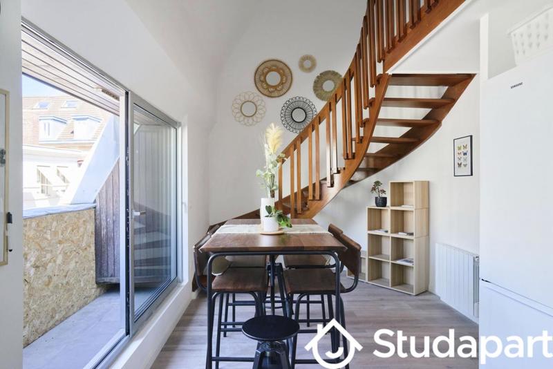 Chambre - 12 m² - 1 pièce