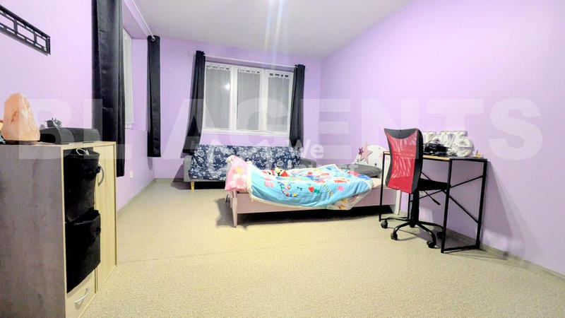 Maison - 170 m² - 8 pièces