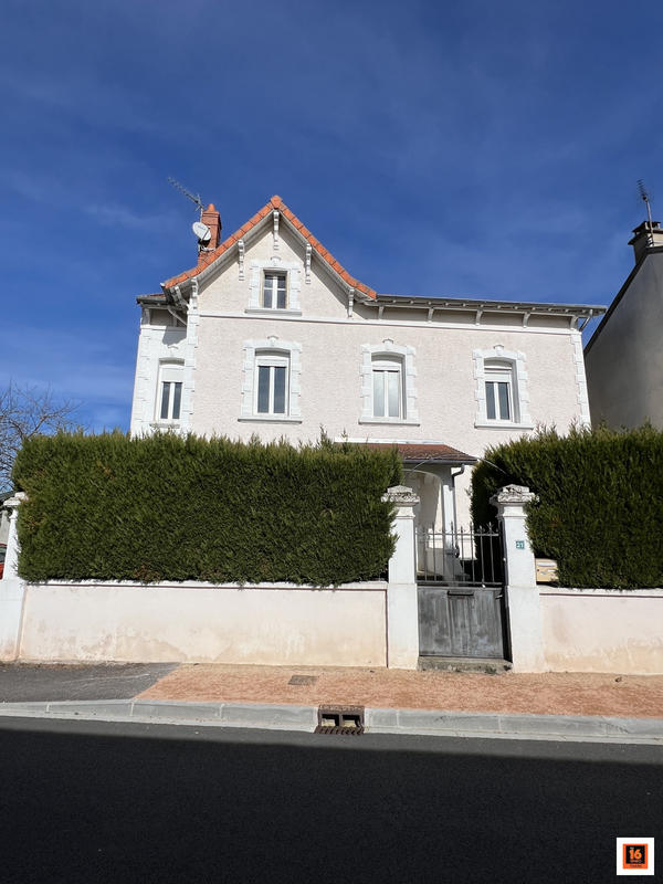 Villa - 189 m² - 7 pièces