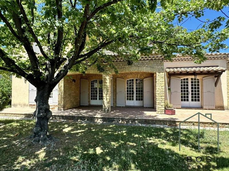 Villa - 192 m² - 7 pièces