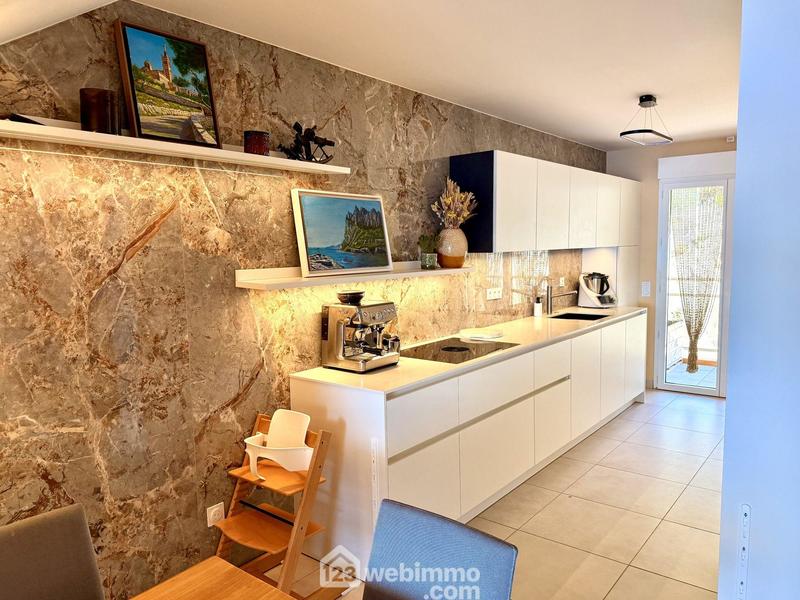 Duplex - 144 m² - 6 pièces