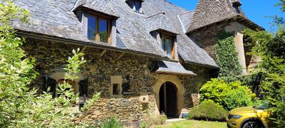 Maison - 206 m² - 5 pièces