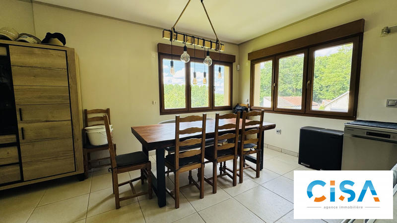 Maison - 186 m² - 7 pièces