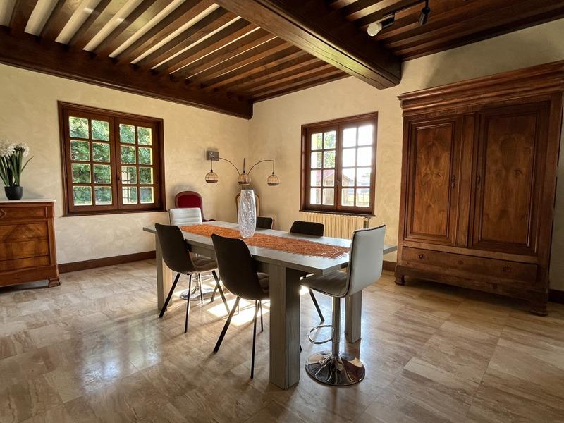 Maison - 178 m² - 7 pièces