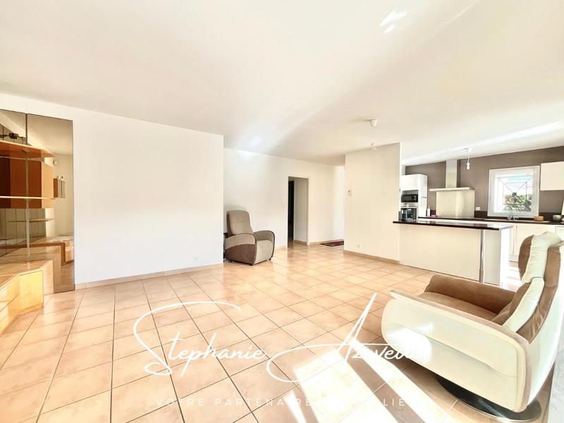 Villa - 90 m² - 4 pièces