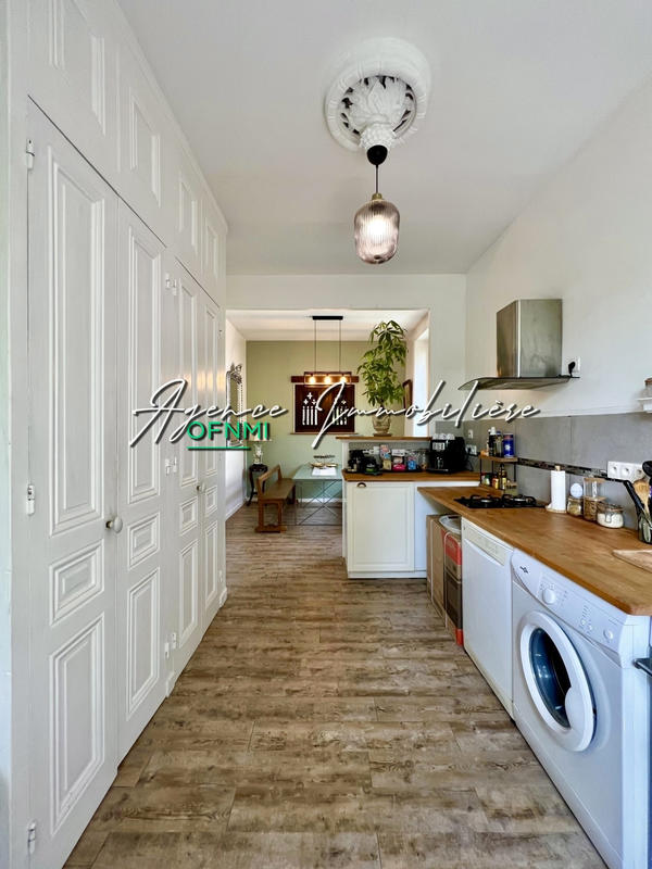 Maison - 170 m² - 10 pièces