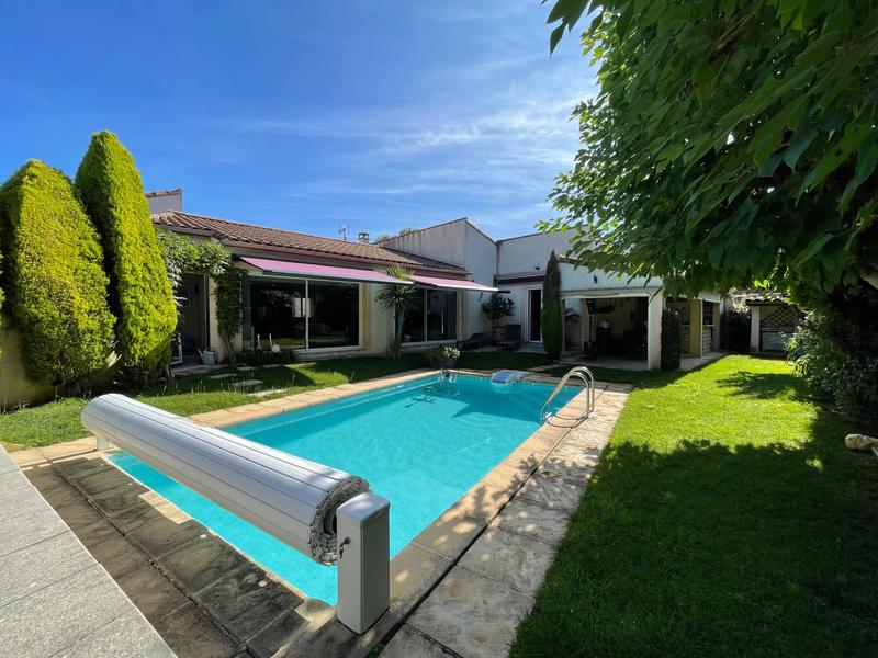 Maison - 174 m² - 5 pièces