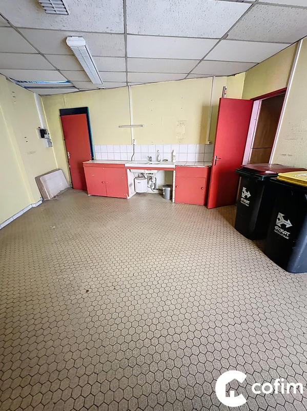 Local commercial - 97 m²