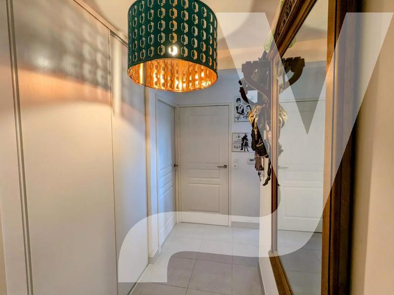 Appartement - 65 m² - 3 pièces