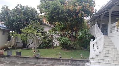 Maison - 175 m² - 7 pièces