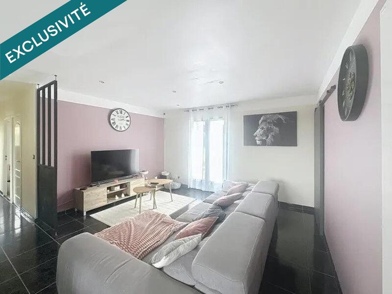 Maison - 93 m² - 5 pièces