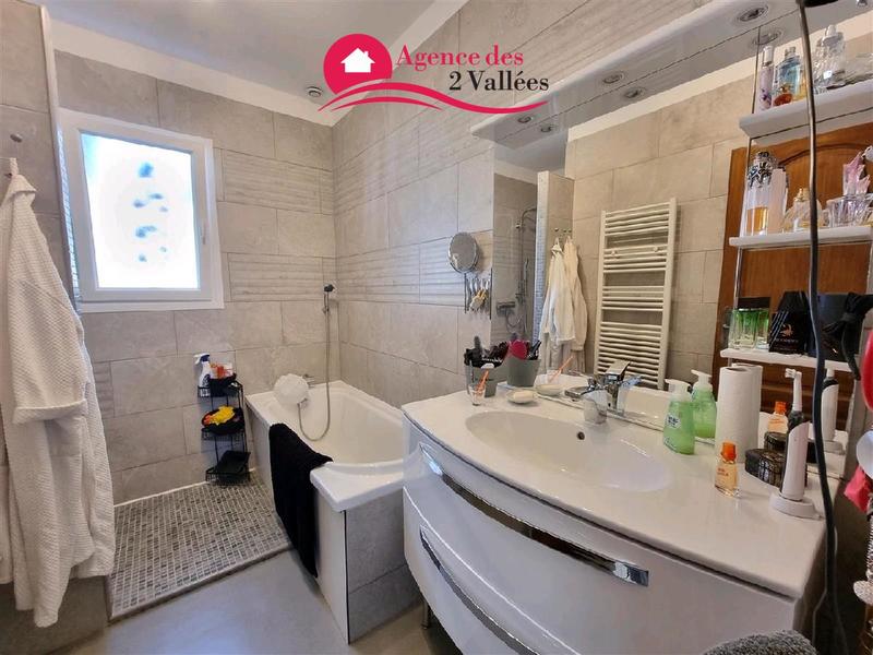 Maison - 160 m² - 7 pièces