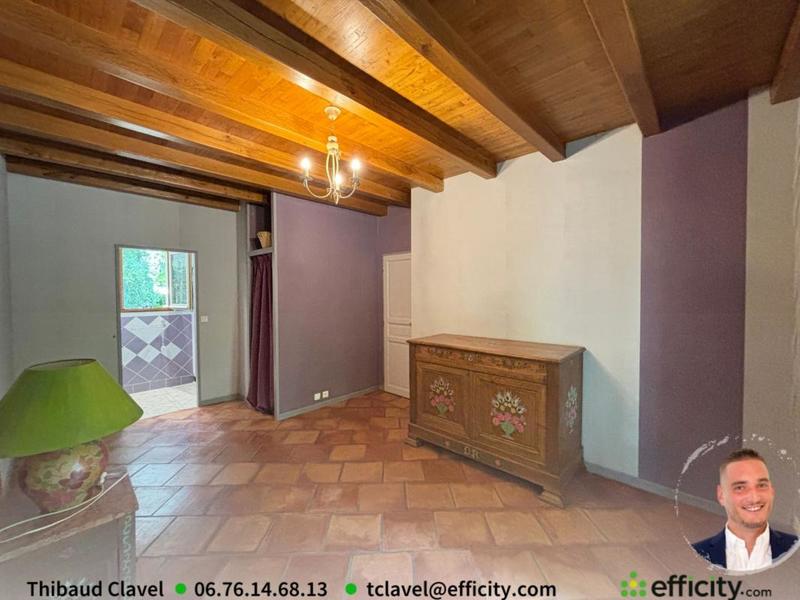 Maison - 215 m² - 8 pièces