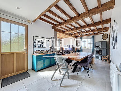 Maison - 131 m² - 8 pièces