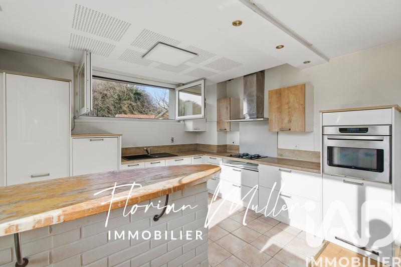 Maison - 138 m² - 6 pièces