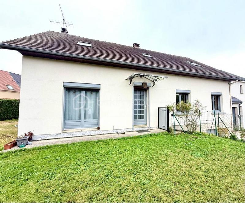 Maison - 161 m² - 7 pièces