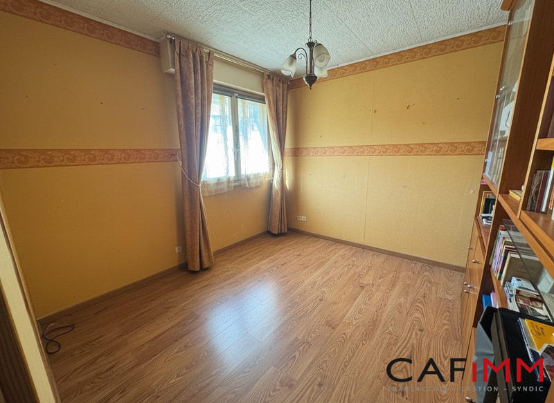Appartement - 91 m² - 4 pièces
