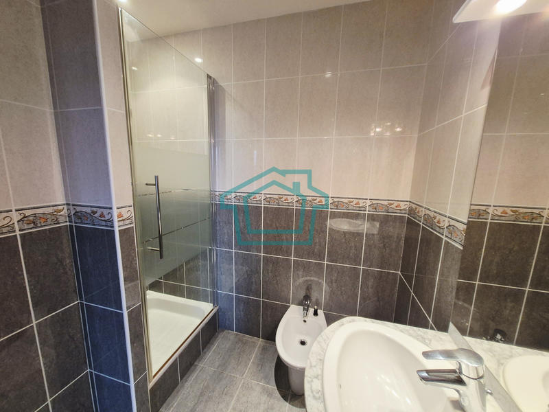 Maison - 198 m² - 6 pièces