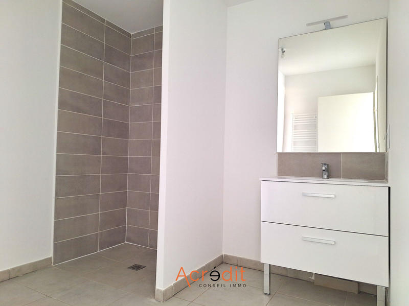 Appartement - 84 m² - 3 pièces
