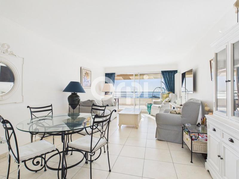 Appartement - 77 m² - 3 pièces