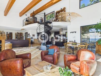 Villa - 218 m² - 5 pièces