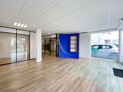 Local commercial - 71 m²