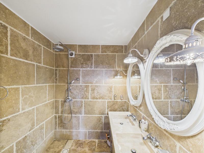 Appartement - 160 m² - 4 pièces