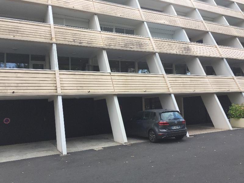 Studio - 30 m² - 1 pièce