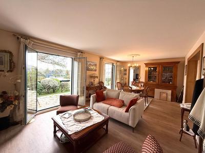 Maison - 133 m² - 6 pièces