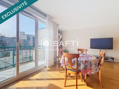 Appartement - 99 m² - 5 pièces