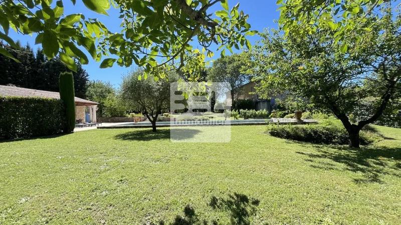 Gîte - 500 m² - 22 pièces