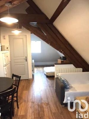 Studio - 25 m² - 1 pièce