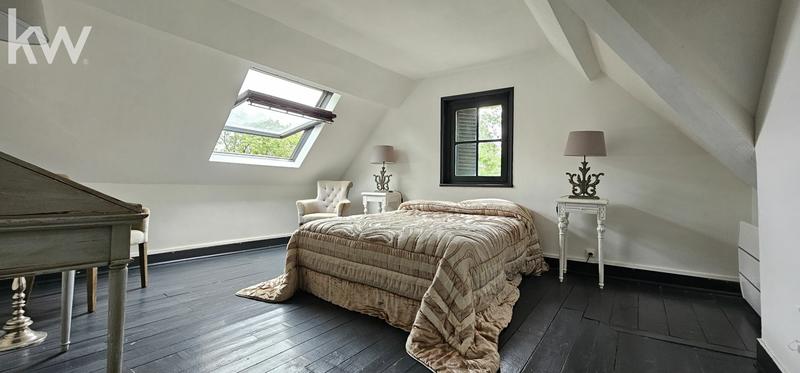 Moulin - 500 m² - 14 pièces