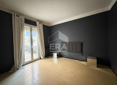 Immeuble - 13 pièces