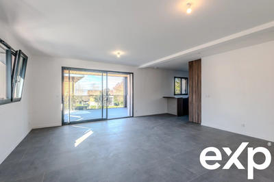 Appartement - 77 m² - 3 pièces